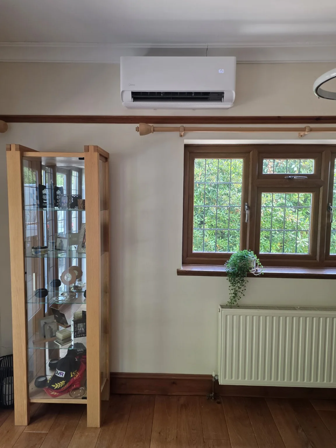 Living room air conditioning installation